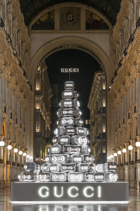 gucci christmas tree in milan|Climate Activists Target Gucci’s Christmas Tree in Milan .